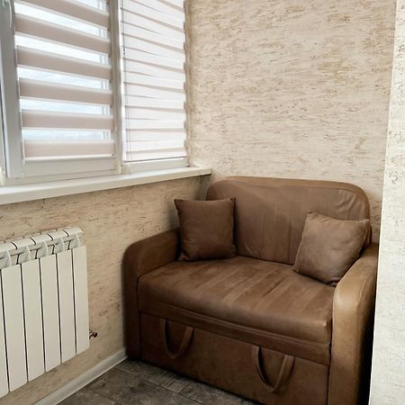 شقة 0147 New Flat Near Airport Zhulyany Sofievskaya Borshchagovka كييف المظهر الخارجي الصورة